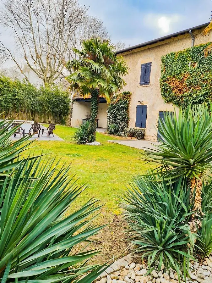 Lyon Faubourg - Saint Priest Bed & Breakfast  Saint-Priest (Rhone)